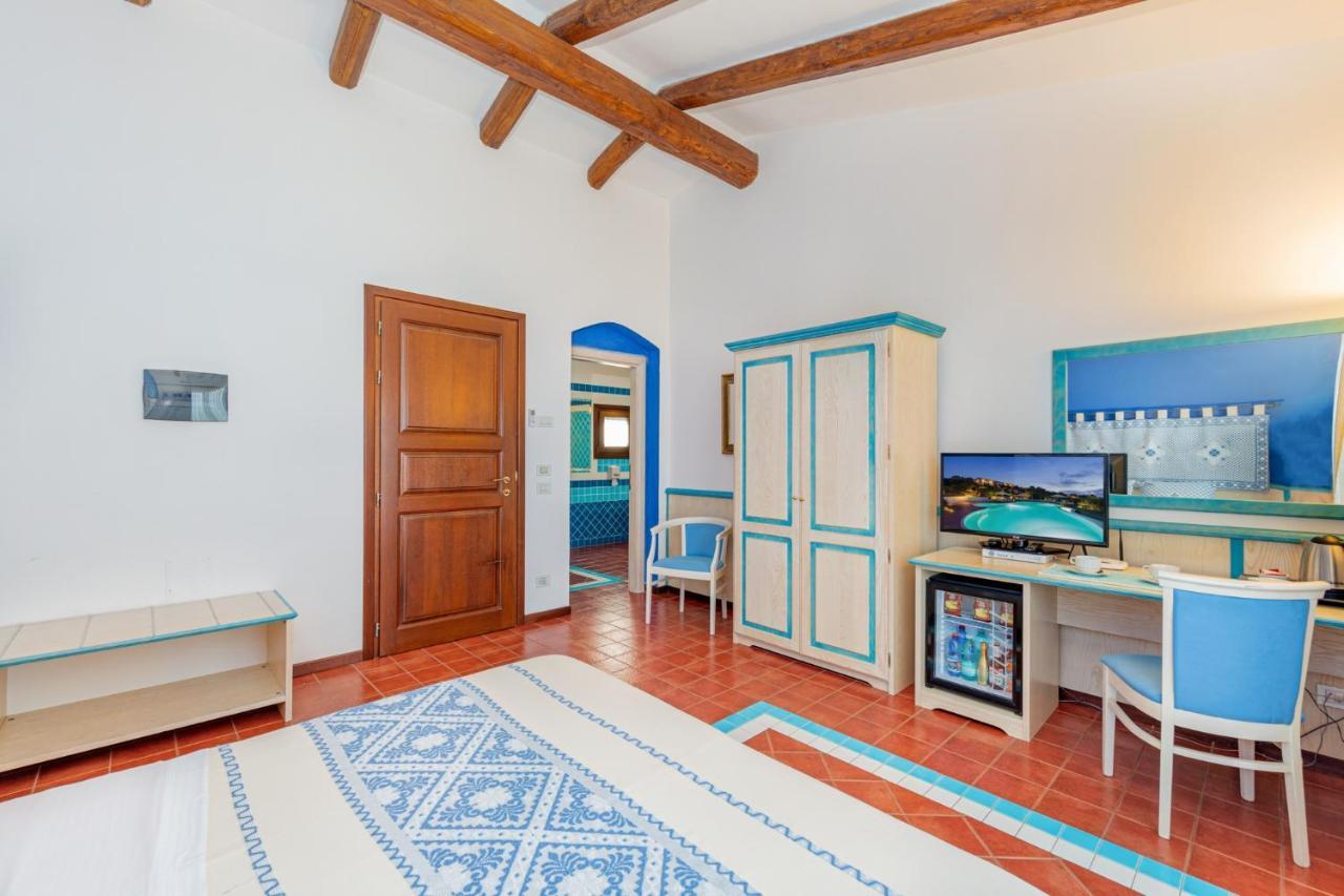 Отель Il Borgo Bagabaga - Exclusive Country Retreat Кастельсардо Экстерьер фото