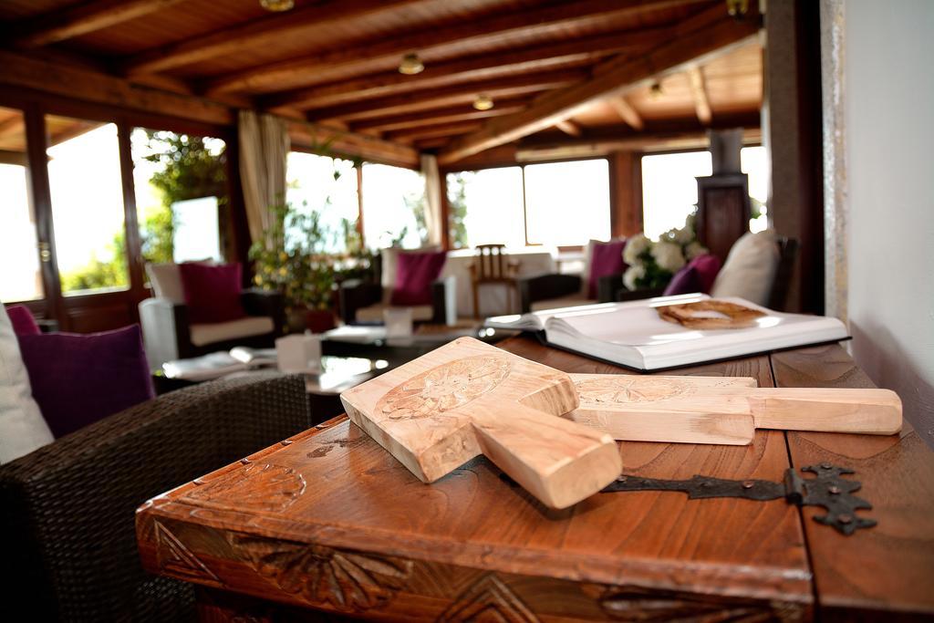 Отель Il Borgo Bagabaga - Exclusive Country Retreat Кастельсардо Экстерьер фото